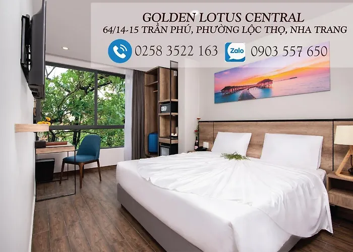 Golden Lotus Central Hotel